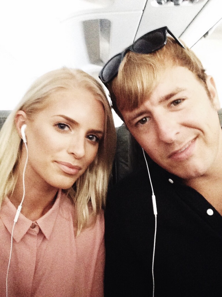 NYC with HM and Bloglovin -Charleston Airport Selfie