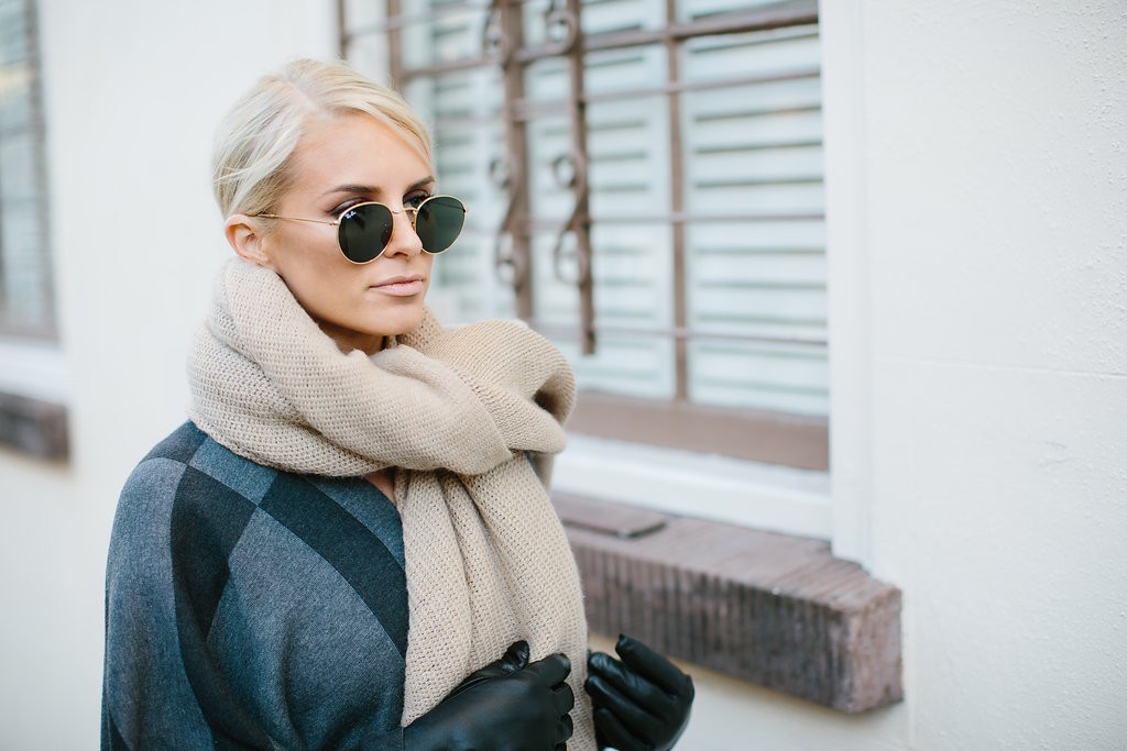 Bundled Up J. McClaughlin Plaid Poncho Madewell grey High Riser Jeans street style 2016 // Charleston Fashion Blogger Dannon Almost Happening