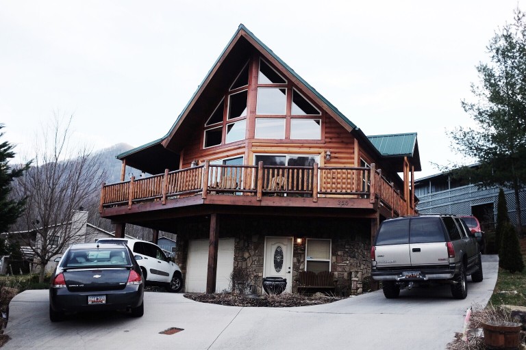 Snowbound in Maggie Valley, NC // Charleston Fashion Blogger Dannon Almost Happening