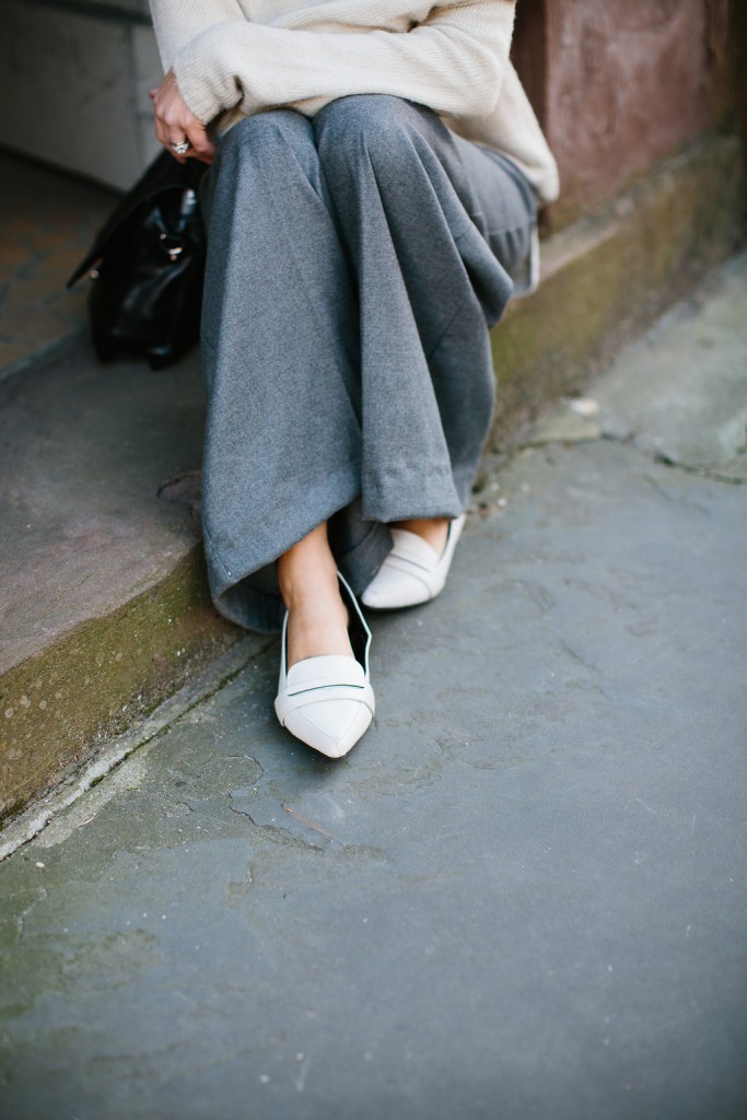 Loose Fits H&M grey high waist wool wide leg pants v-neck cream sweater white pointed loafers // Charleston Fashion Blogger Dannon Almost Happening