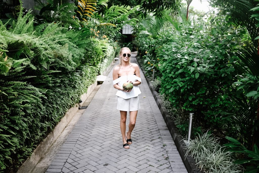 Costa Rica Featuring Kura Villas luxury modern boutique hotel infinity pool terrace H&M uvita quepos travel Charleston Fashion Blogger Dannon K. Collard Almost Happening j brand shorts h&m slip on
