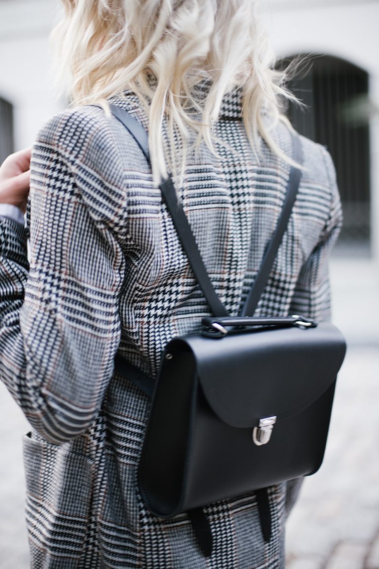 Cambridge Poppy Backpack houndstooth coat jacket leather mini skirt pointed ankle boots Fall Autumn blogger street style // Charleston Fashion Blogger Dannon Almost Happening