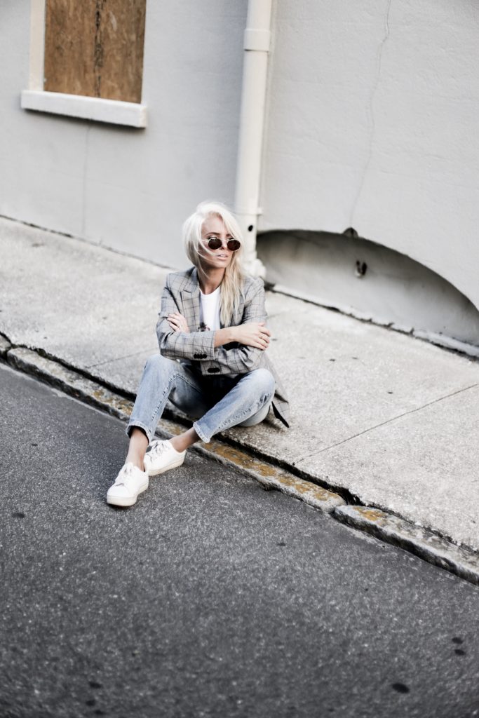 90’s Punk Kid style checkered plaid blazer coat boyfriend mom jeans vintage graphic tee  // Charleston Fashion Blogger Dannon Almost Happening  