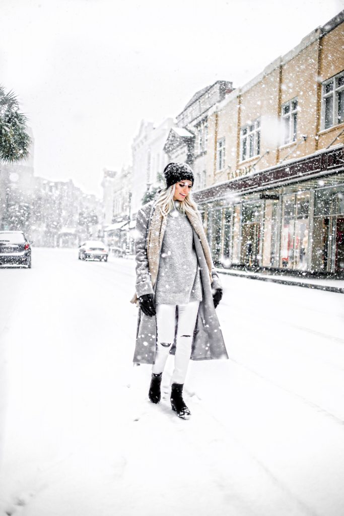Snow in Charleston SC king street January 4th 2018 white skinny jeans gray wool long coat forever 21 black ankle boots beanie gray knit sweater turtleneck Charleston Fashion Blogger Dannon Almost Happening