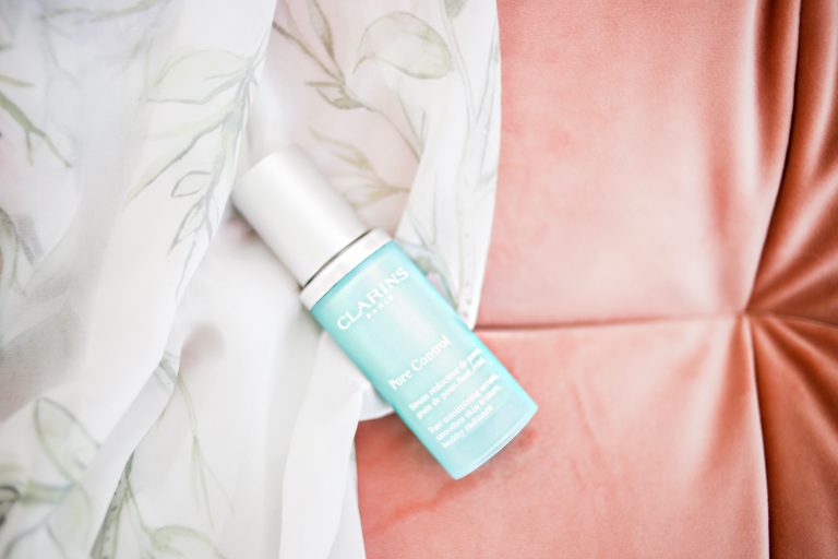 Clarins Pore Control Serum Beauty Review // Charleston Fashion Blogger Dannon K. Collard Almost Happening